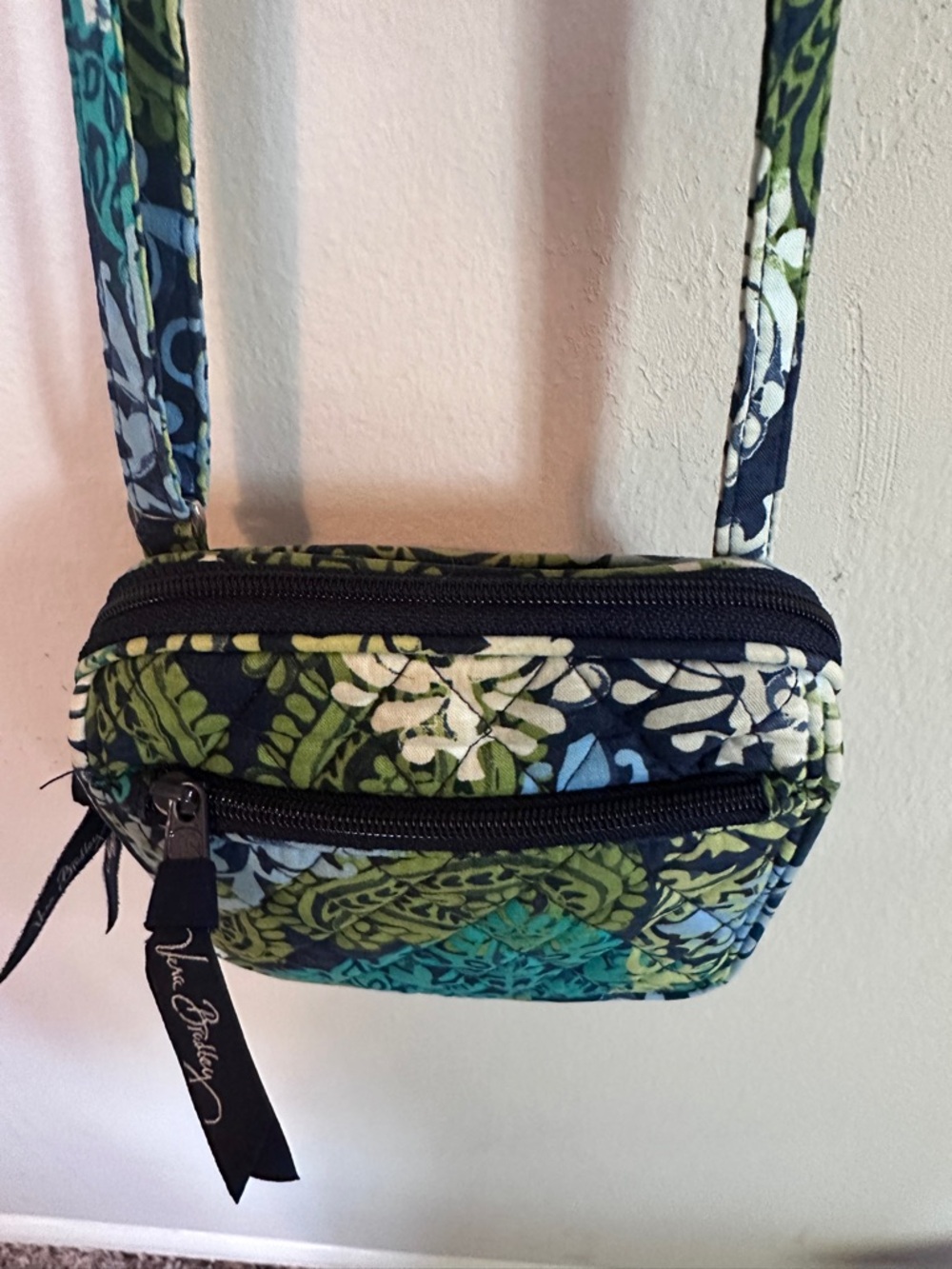 EUC Vera Bradley Crossbody Bag in Retired Caribbean Sea Paisley Green Pattern - Picture 8 of 9